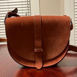 Sézane Claude Bag in Burgundy Suede